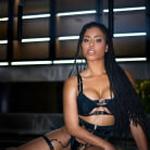 Kira Noir in 'Legendary Creampie'