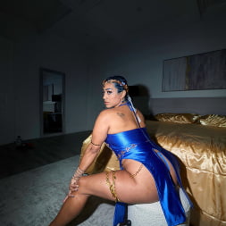 Goddesses Keep Court