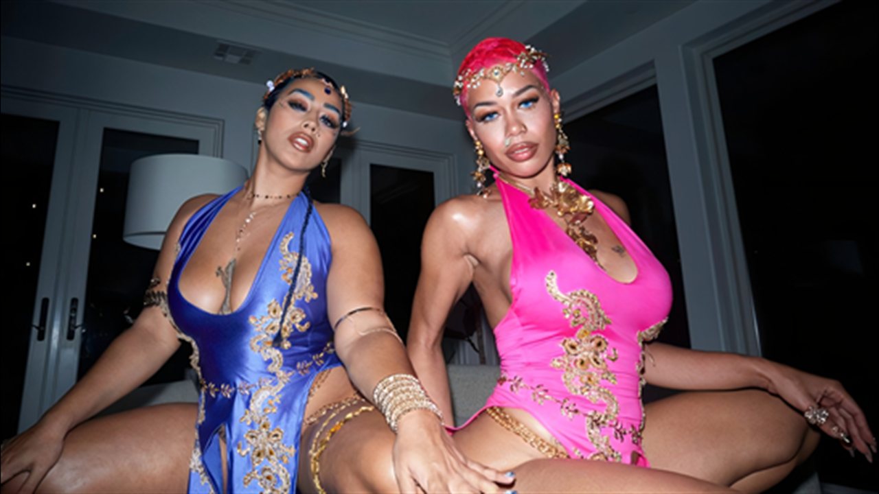 Goddesses Keep Court